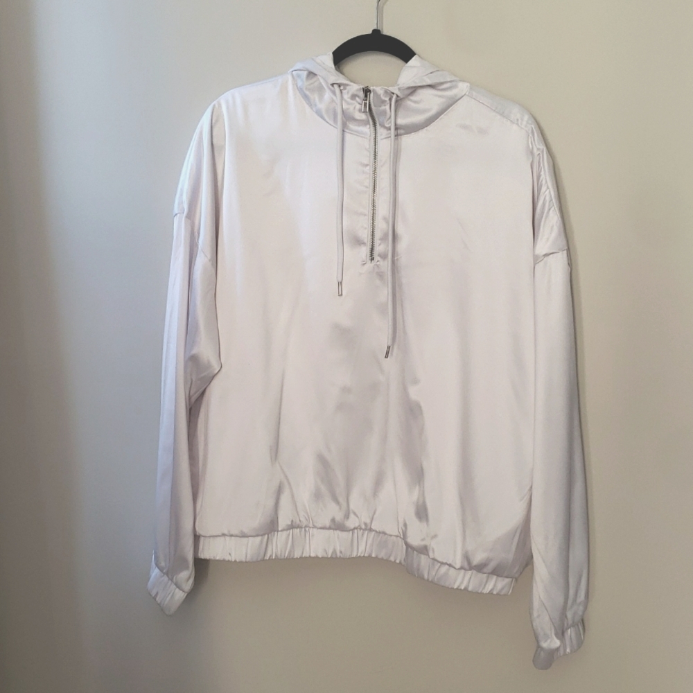 White Satin-Like Hooded 1/4 Zip Jacket